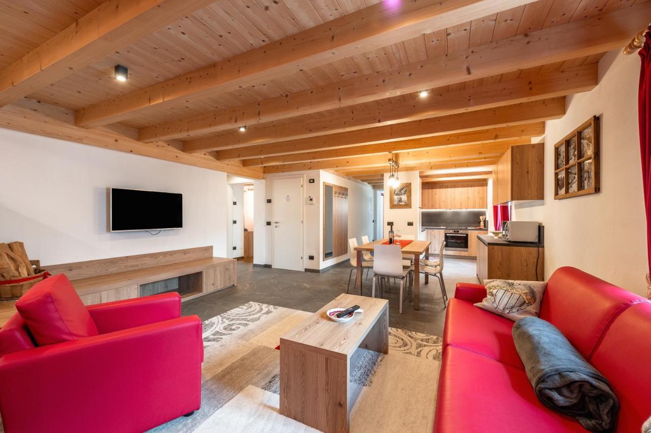 Ciasa Sas Da Le Doudesc Apartment Vigo di Fassa Bagian luar foto