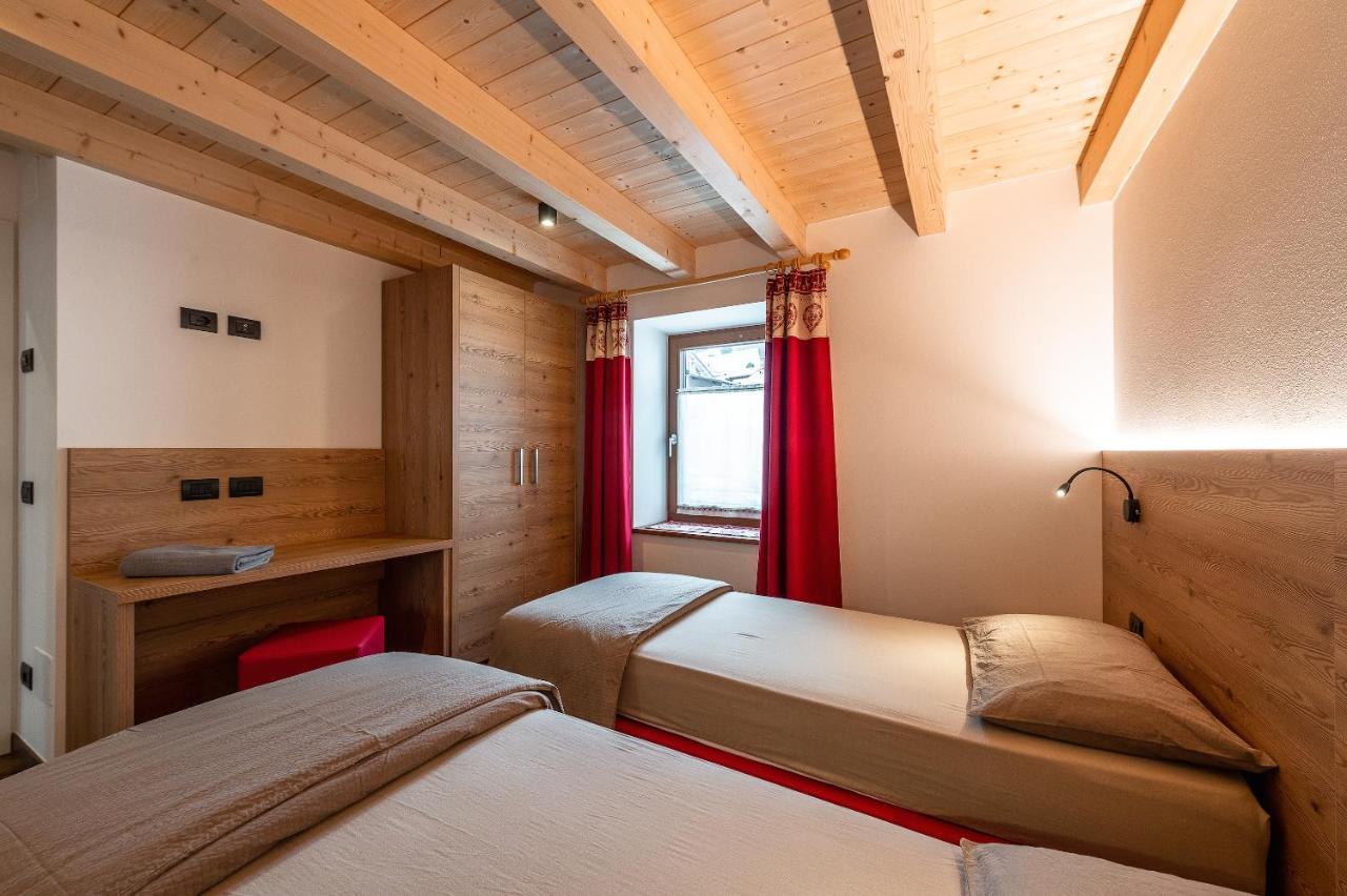 Ciasa Sas Da Le Doudesc Apartment Vigo di Fassa Bagian luar foto